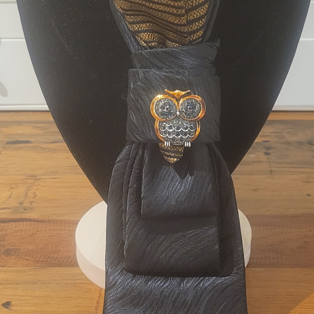 ALL TIED UP Fashionable Ties